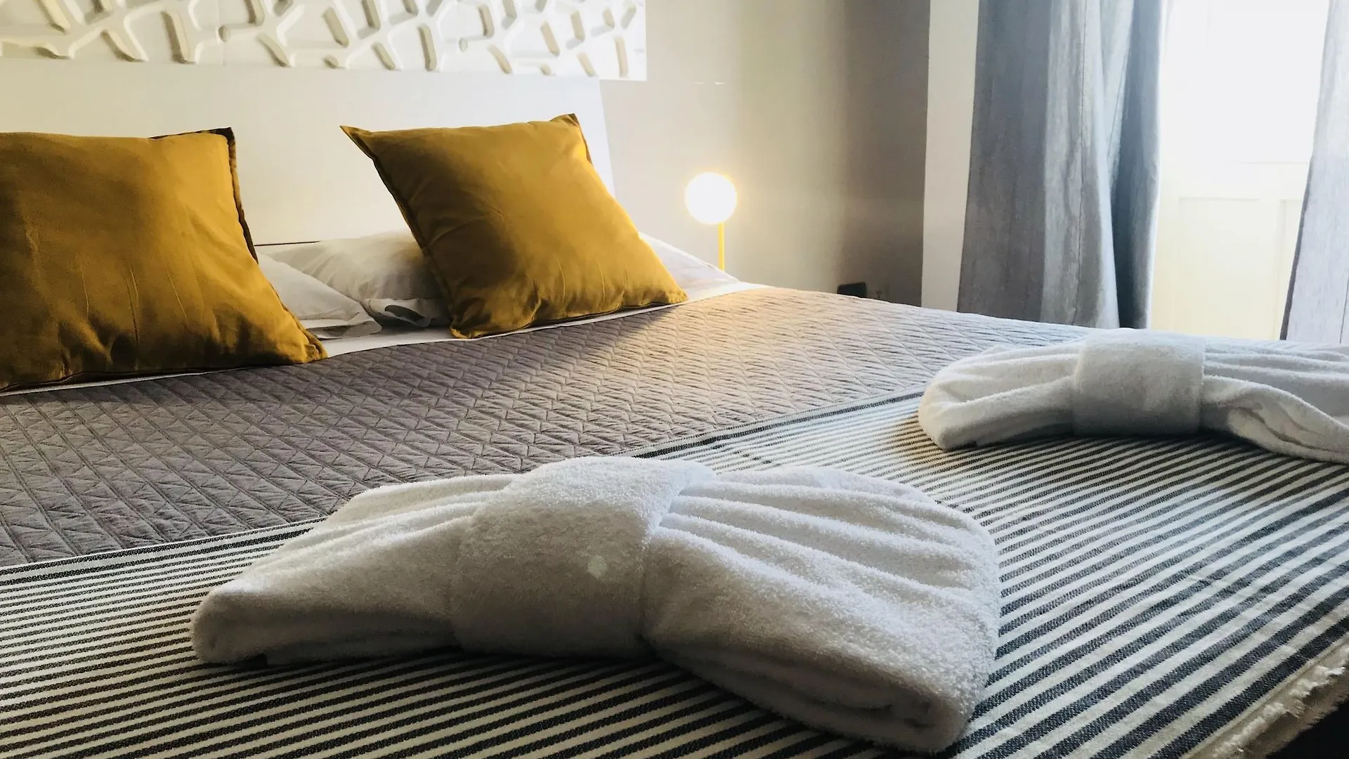 Affittacamere B&B Stesicoro Inhabit - Guesthouse City Center Aeroporto di Catania Fontana Rossa